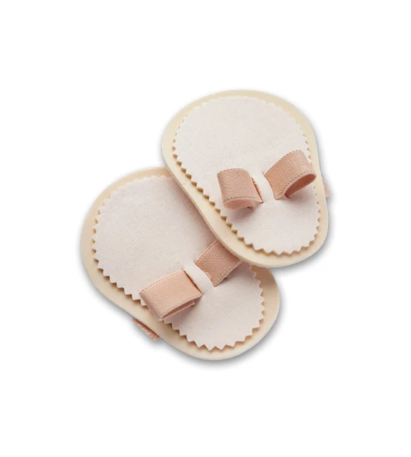 hold pad_1079x1200 3.jpg